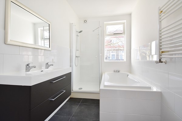 Medium property photo - Allard Piersonlaan 80, 2522 MR Den Haag